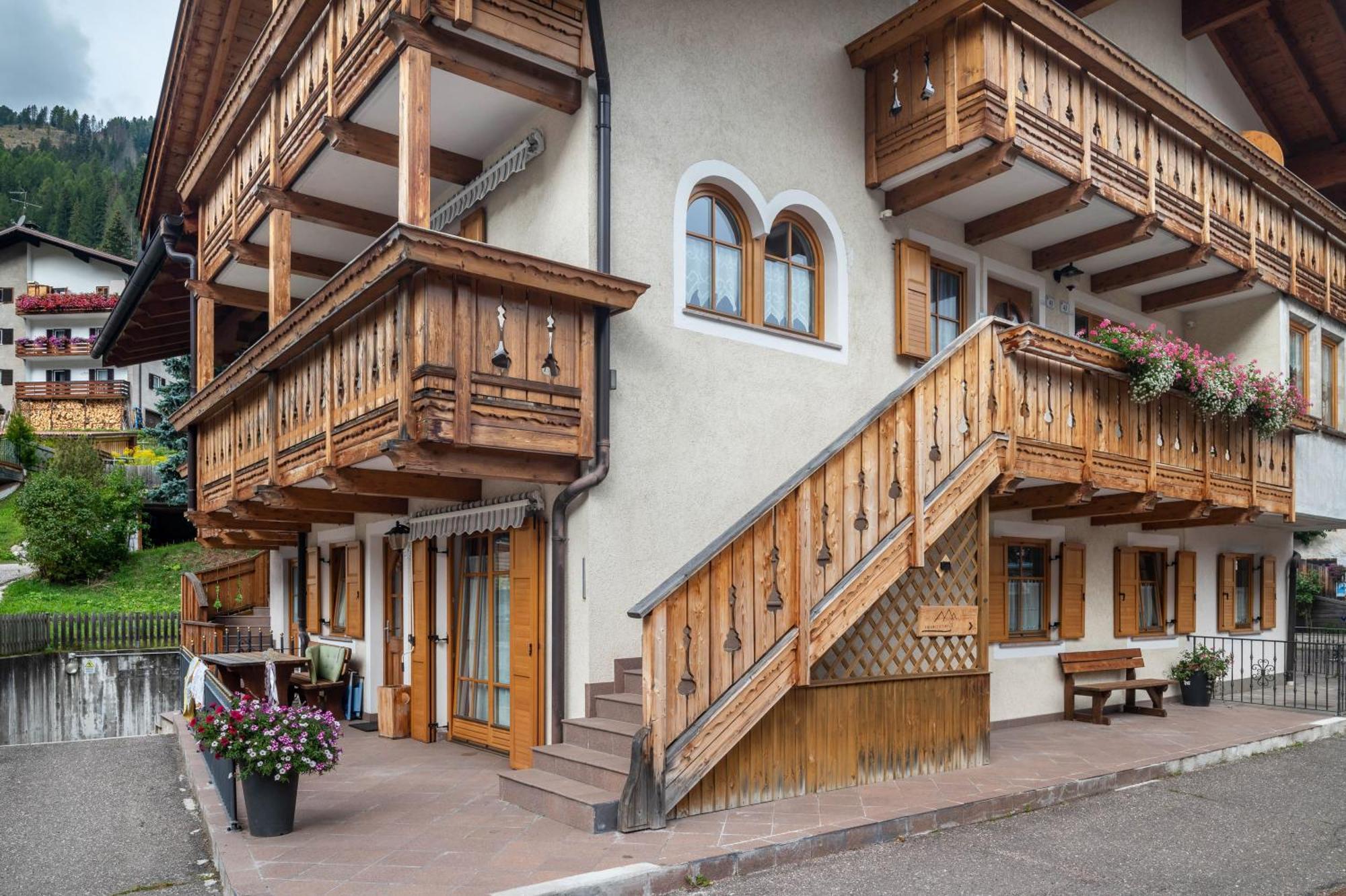 Apartment Sassolungo Campitello di Fassa Kültér fotó